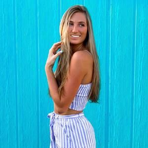 Meet your Posher, Caroline